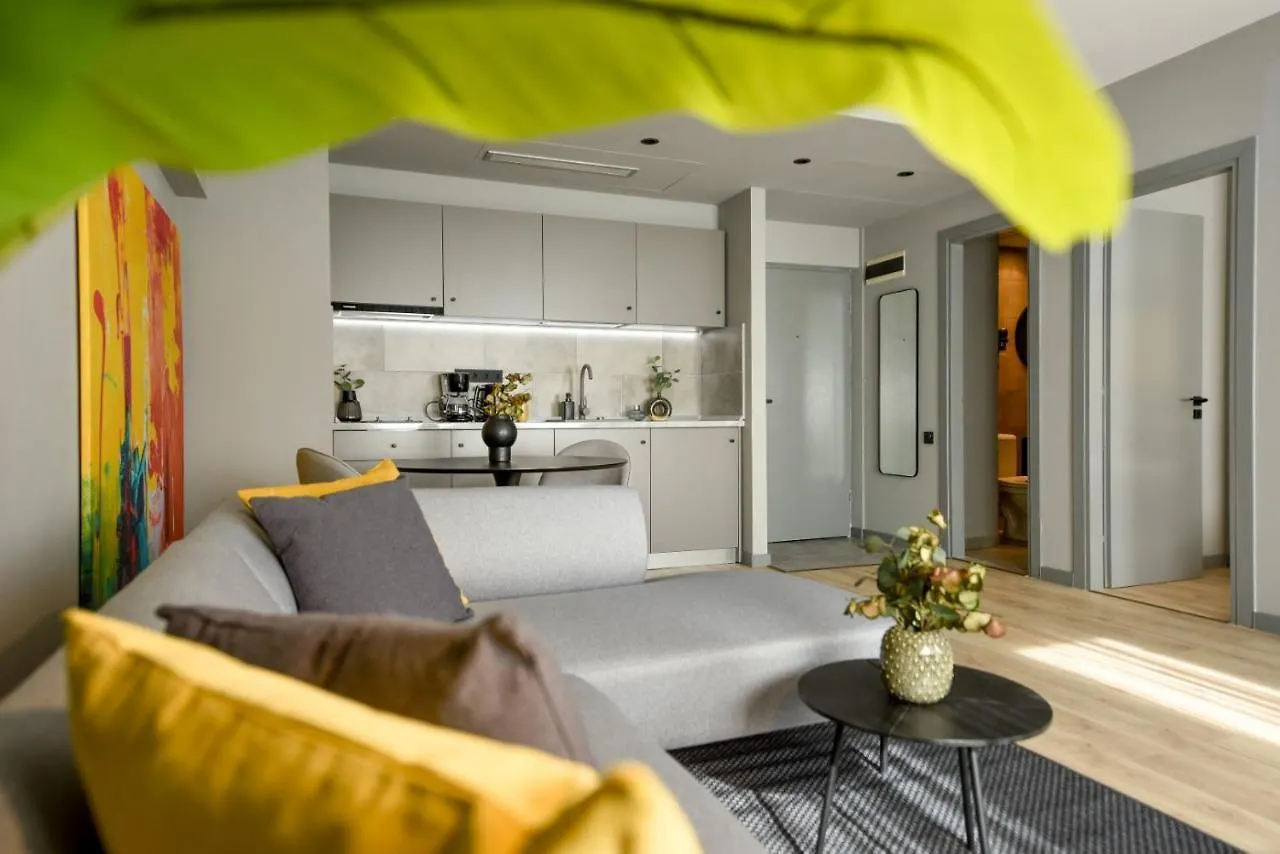 Luxury Apartment Near Radisson Hotel - Wall Projector & Modern Design Bucharest 0*,  Romania