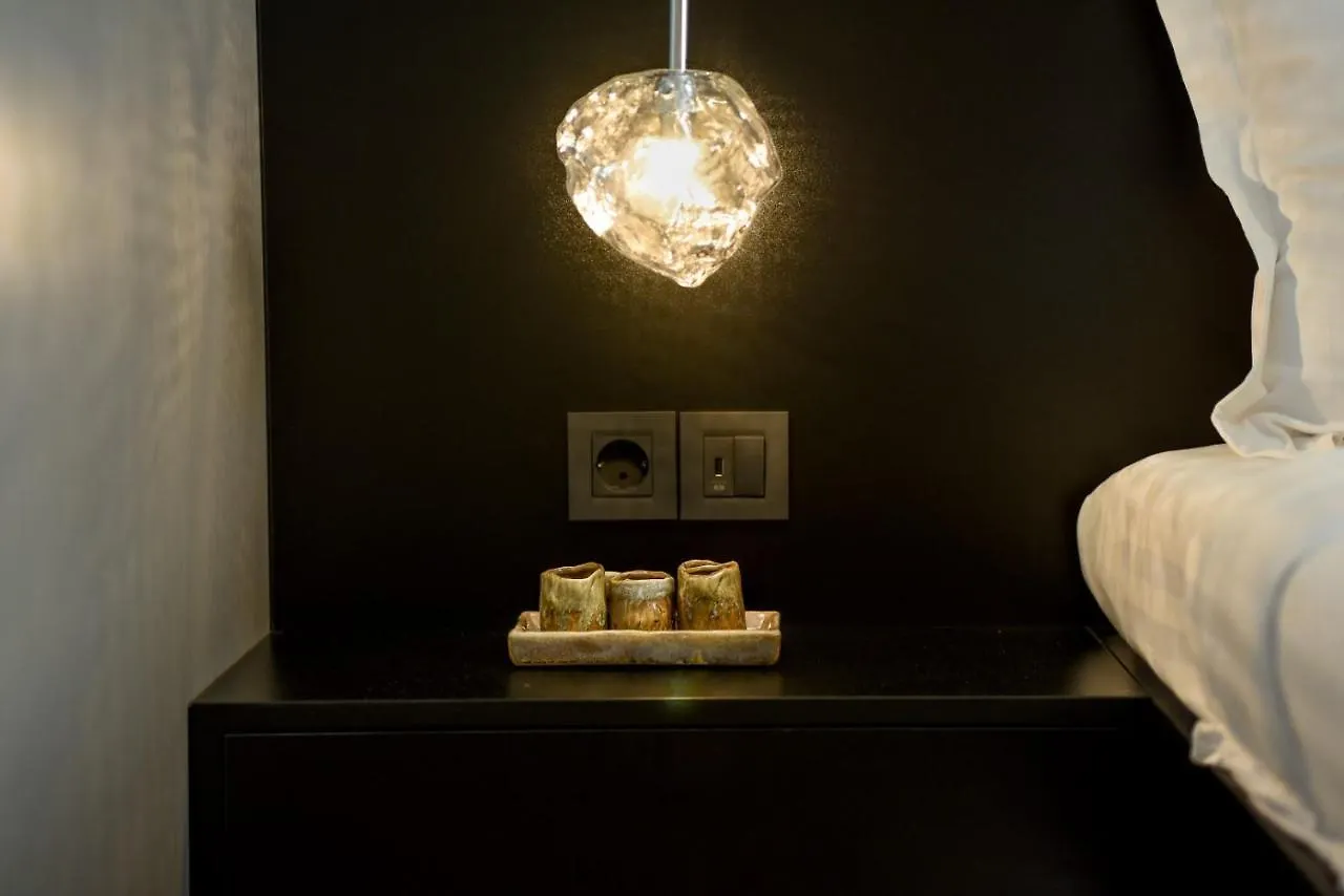 Luxury Apartment Near Radisson Hotel - Wall Projector & Modern Design Bucharest